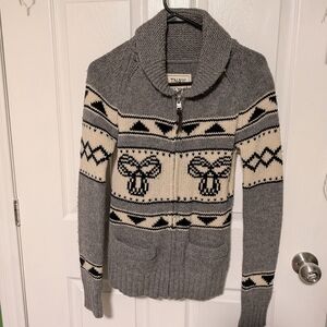 TNA Gray and Cream Patterned Women's Sweater